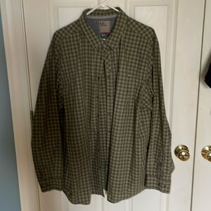 Beautiful men’s snap Front shirt by 5.11 tactical green check size 2 XL